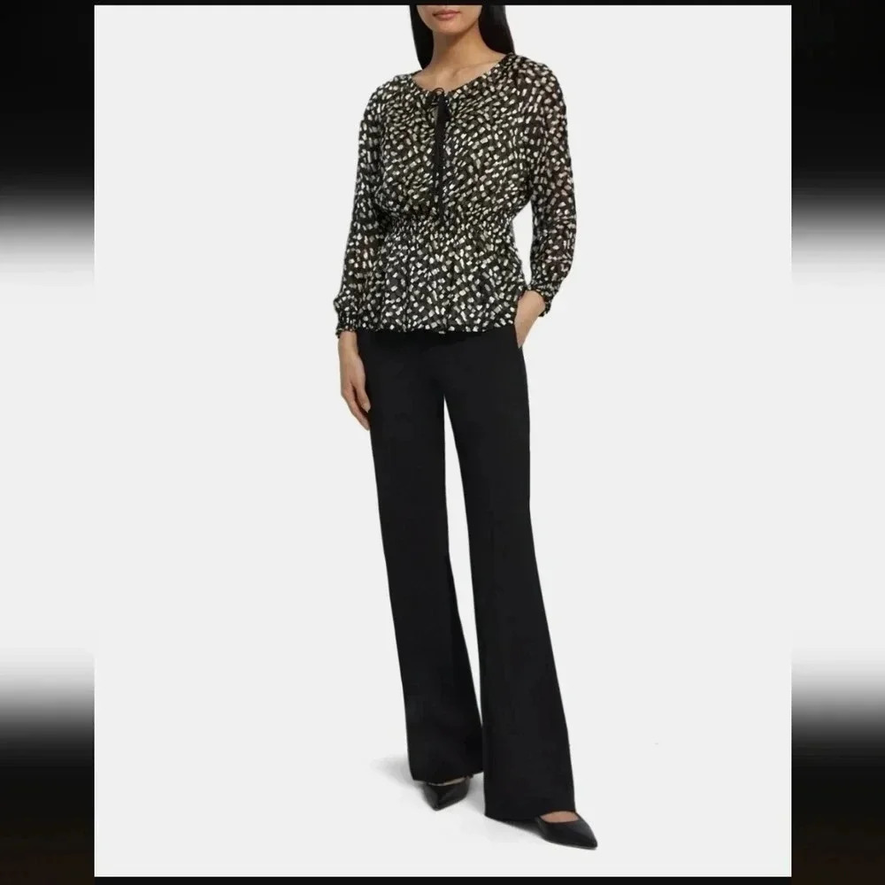 Theory Tie-Neck Top in Square Silk size large nwt